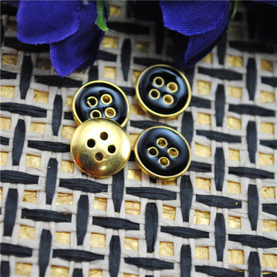 時尚女式襯衫紐扣 設計、生產與選購指南